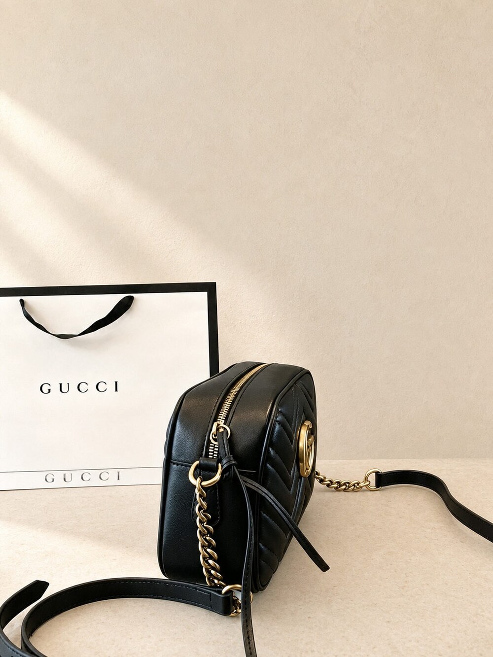 Gucci GG Marmont Small Black Matelasse Camera Crossbody Bag - Picture 3 of 5